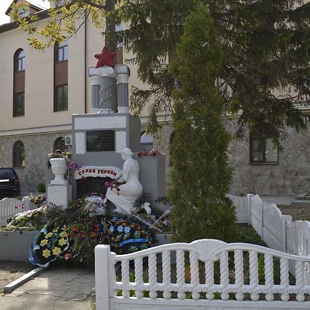 Apartment Vid Na Krepost Kam'janec'-Podil's'kyj Esterno foto