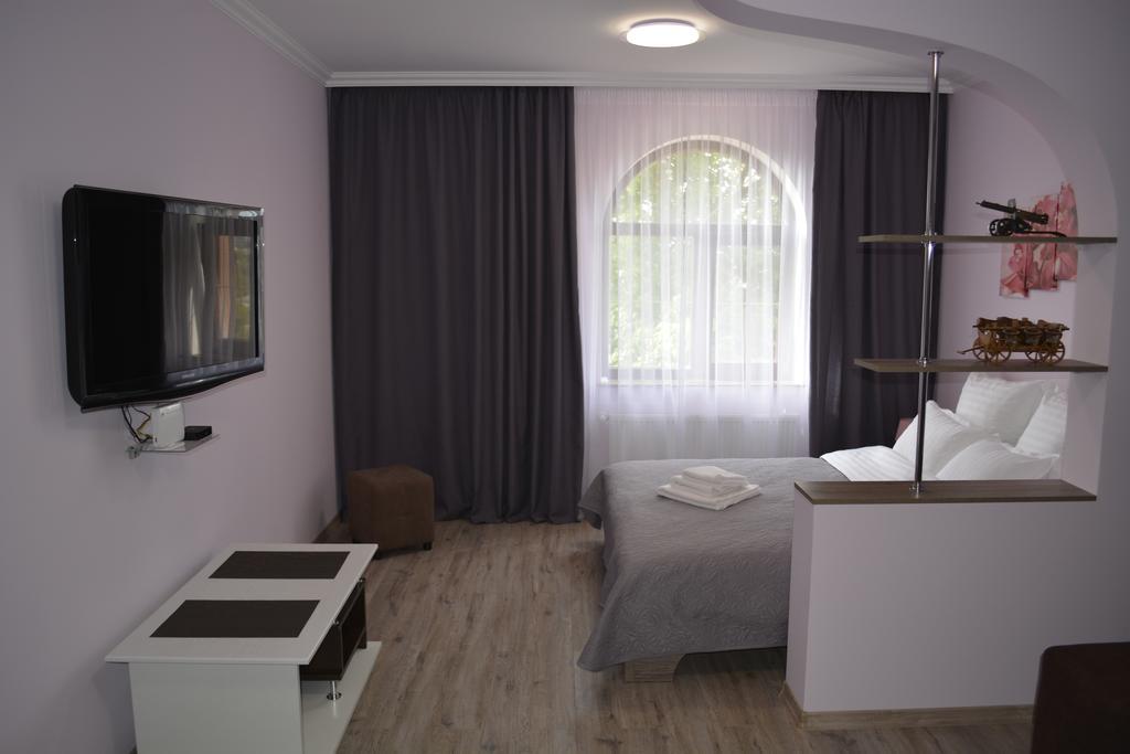 Apartment Vid Na Krepost Kam'janec'-Podil's'kyj Esterno foto